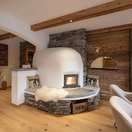 Alpine Lodge Brixen Бриксен-им-Тале Екстериор снимка