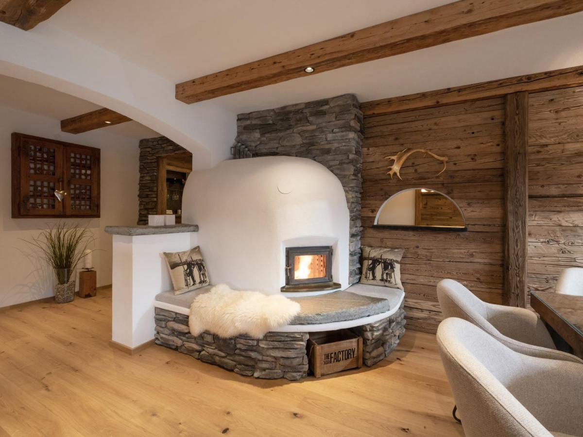Alpine Lodge Brixen Бриксен-им-Тале Екстериор снимка