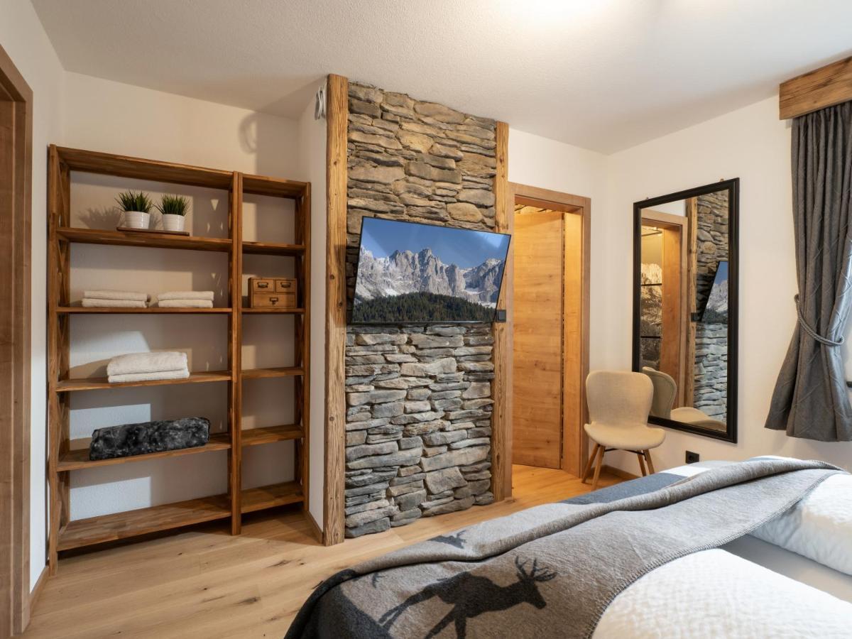 Alpine Lodge Brixen Бриксен-им-Тале Екстериор снимка