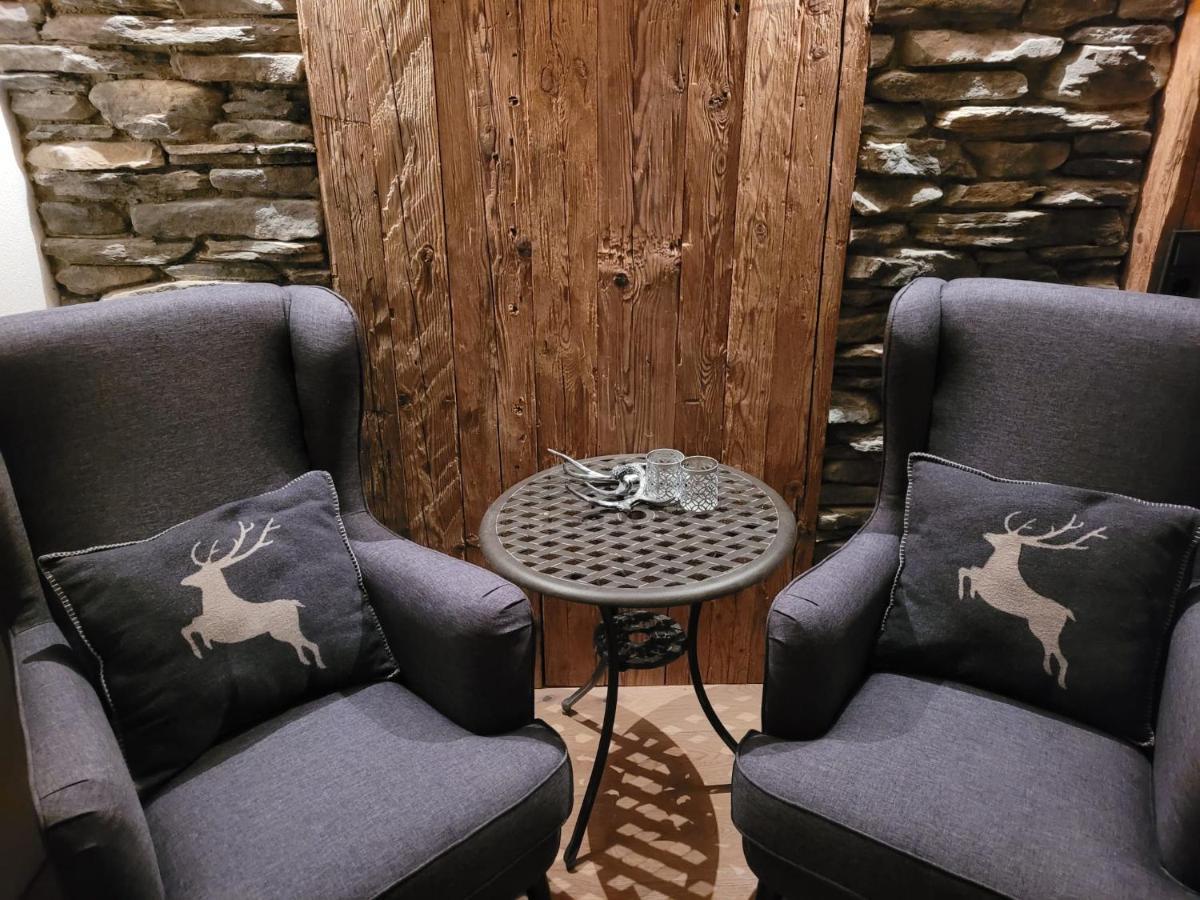 Alpine Lodge Brixen Бриксен-им-Тале Екстериор снимка