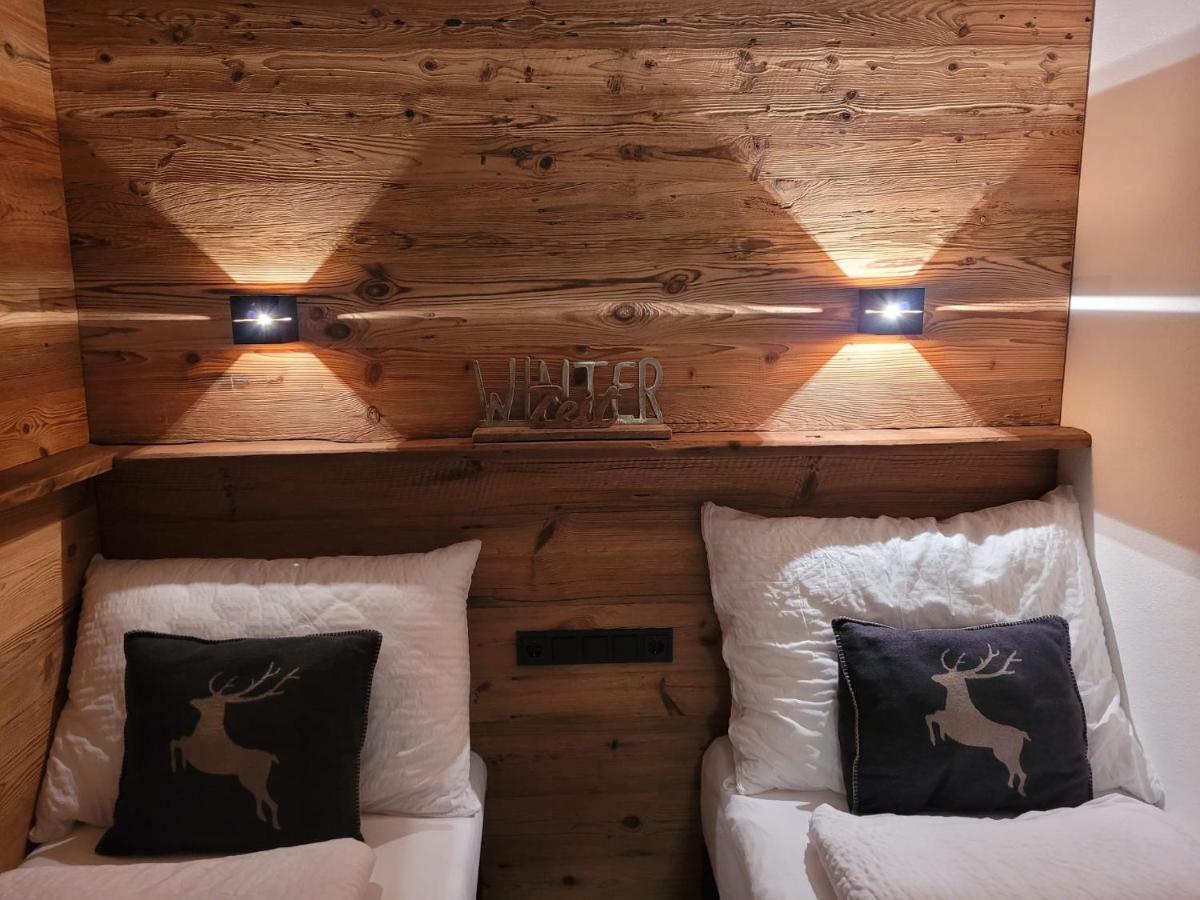 Alpine Lodge Brixen Бриксен-им-Тале Екстериор снимка