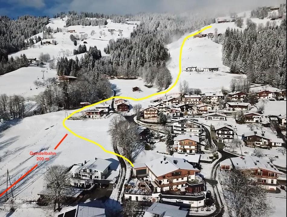 Alpine Lodge Brixen Бриксен-им-Тале Екстериор снимка