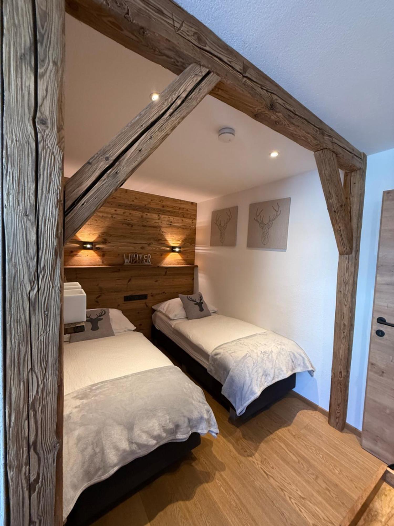 Alpine Lodge Brixen Бриксен-им-Тале Екстериор снимка